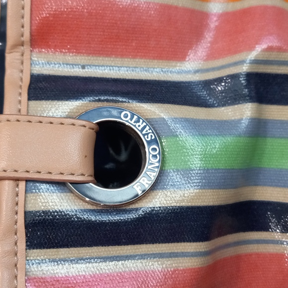 Satchel - Picture 16 of 16